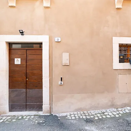 Bed & Breakfast La Dimora Dell'aquila