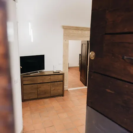 Bed & Breakfast La Dimora Dell'aquila