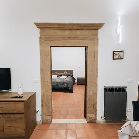 La Dimora Dell'aquila Oda ve Kahvaltı 3*