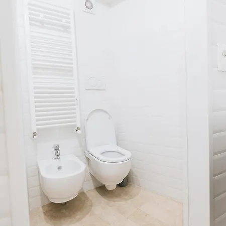 Oda ve Kahvaltı La Dimora Dell'aquila 3*