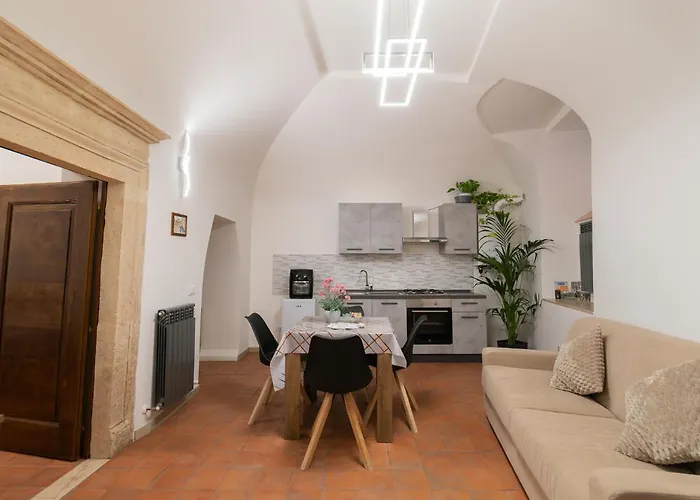 La Dimora Dell'aquila Bed & Breakfast 3*