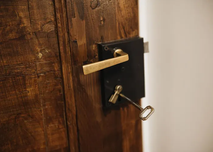 La Dimora Dell'aquila Bed & Breakfast LʼAquila